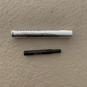 Anastasia Beverly Hills Makeup - Anastasia Brow Wiz in Taupe & Clear Brow Gel Anastasia Beverly Hills Makeup - Anastasia Brow Wiz in Taupe & Clear Brow Gel